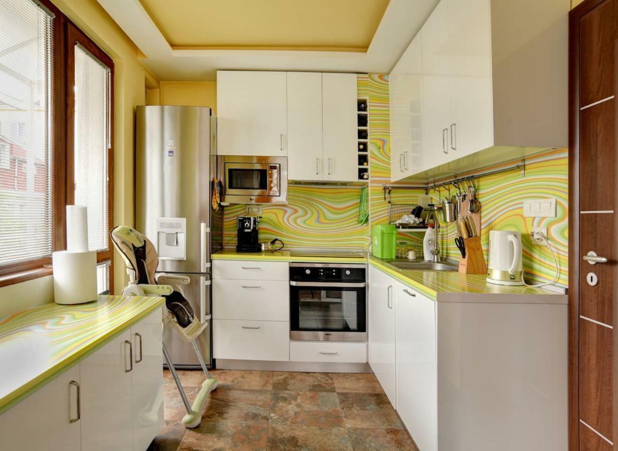 Spacious And Stylish Apartment In The Heart Of Sofia Plus Parking Bagian luar foto